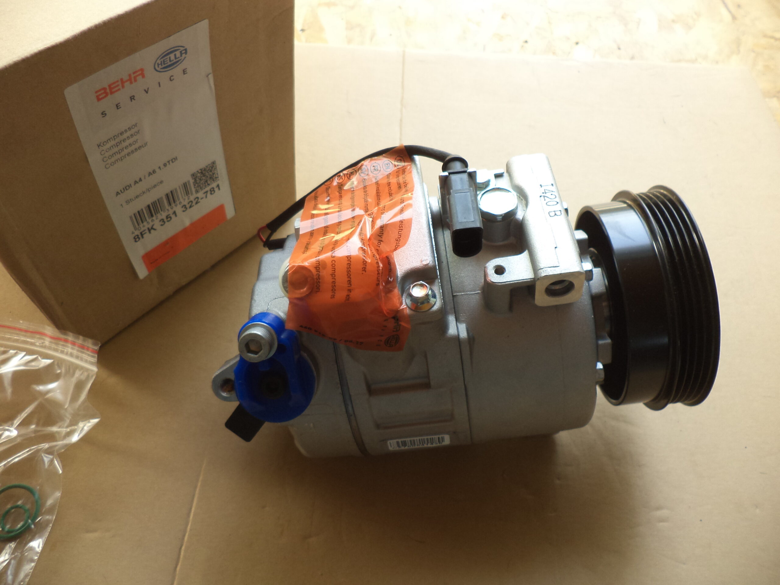 n°he11 compresseur climatisation audi A4 B6 hella 8fk351322781 neuf DPA86