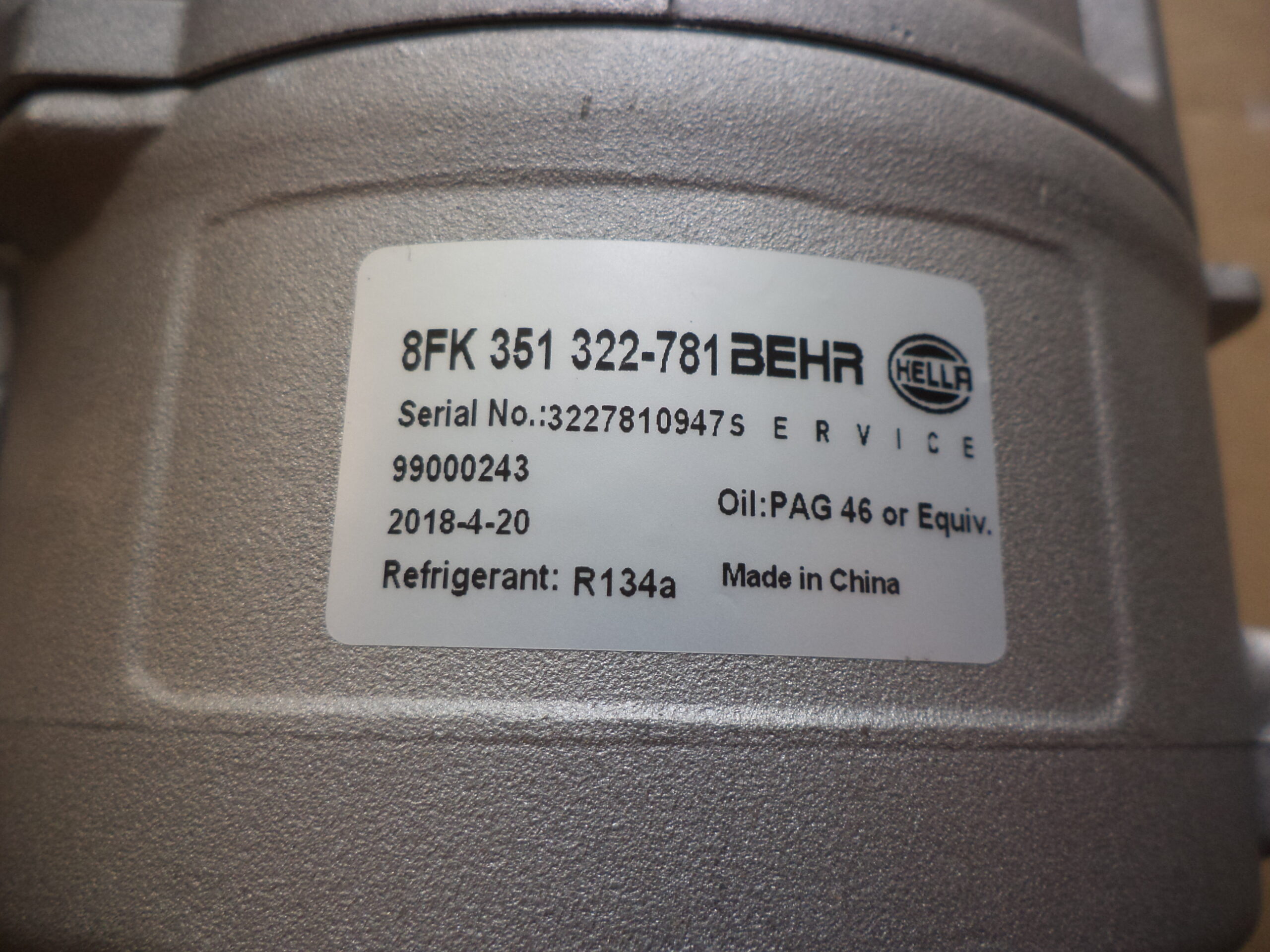 n°he11 compresseur climatisation audi A4 B6 hella 8fk351322781 neuf DPA86