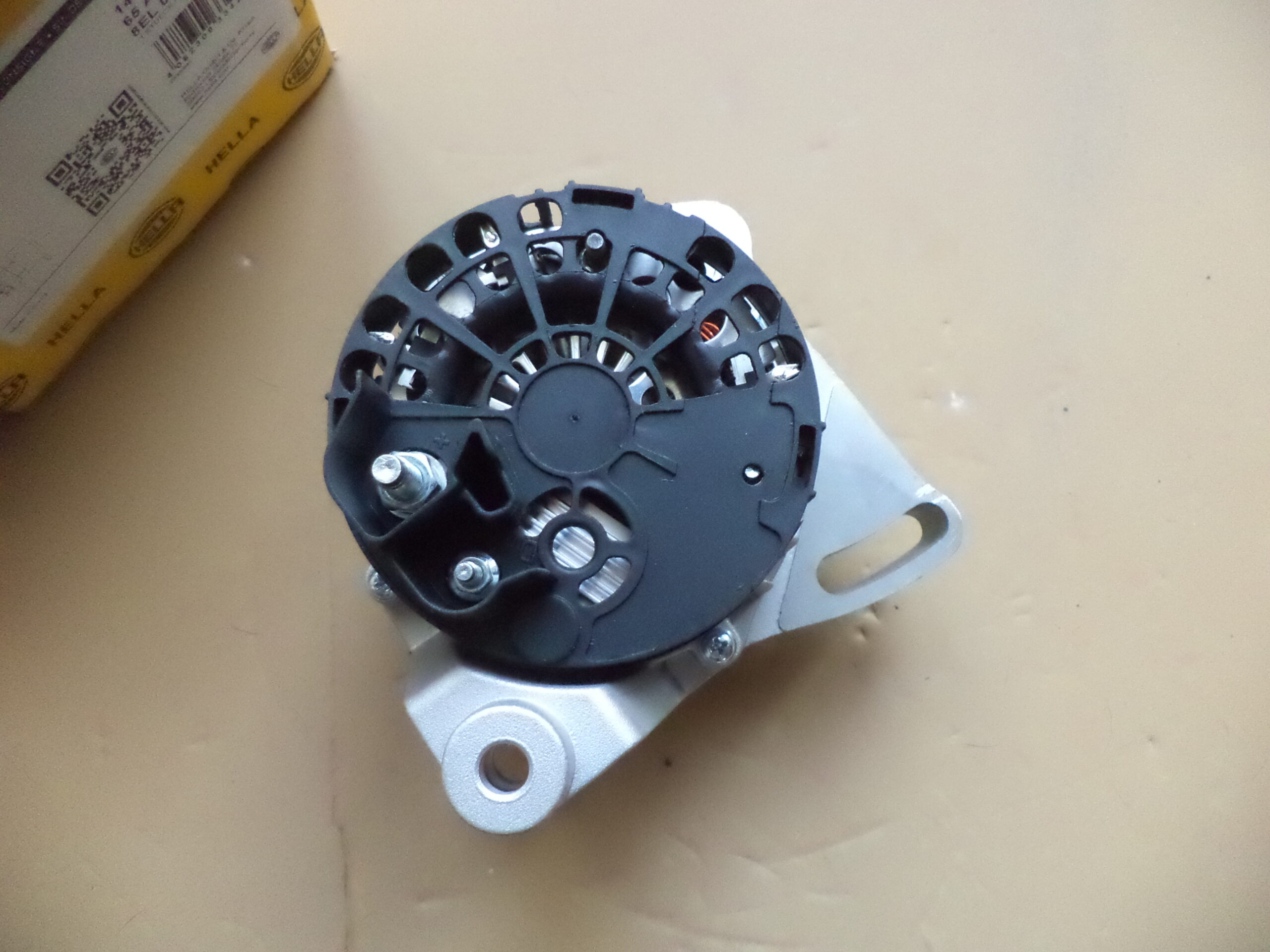 n°he15 alternateur fiat punto palio panda doblo Y ypsilon 8el011711061 neuf n°he15 alternateur fiat punto palio panda doblo Y ypsilon 8el011711061 neuf DPA86