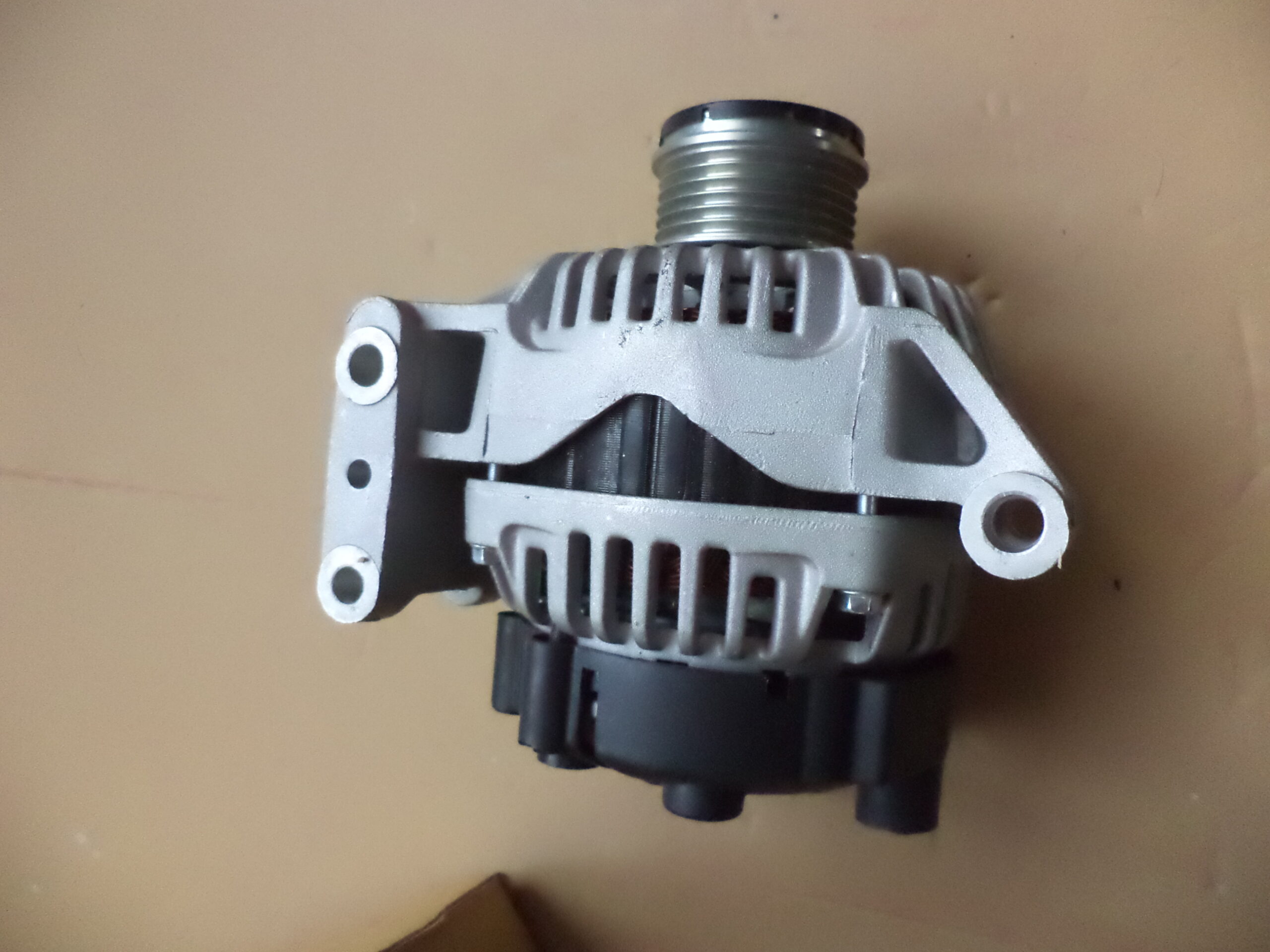 n°he16 alternateur fiat punto fiorino qubo opel agila corsa 8el012426921 neuf DPA86