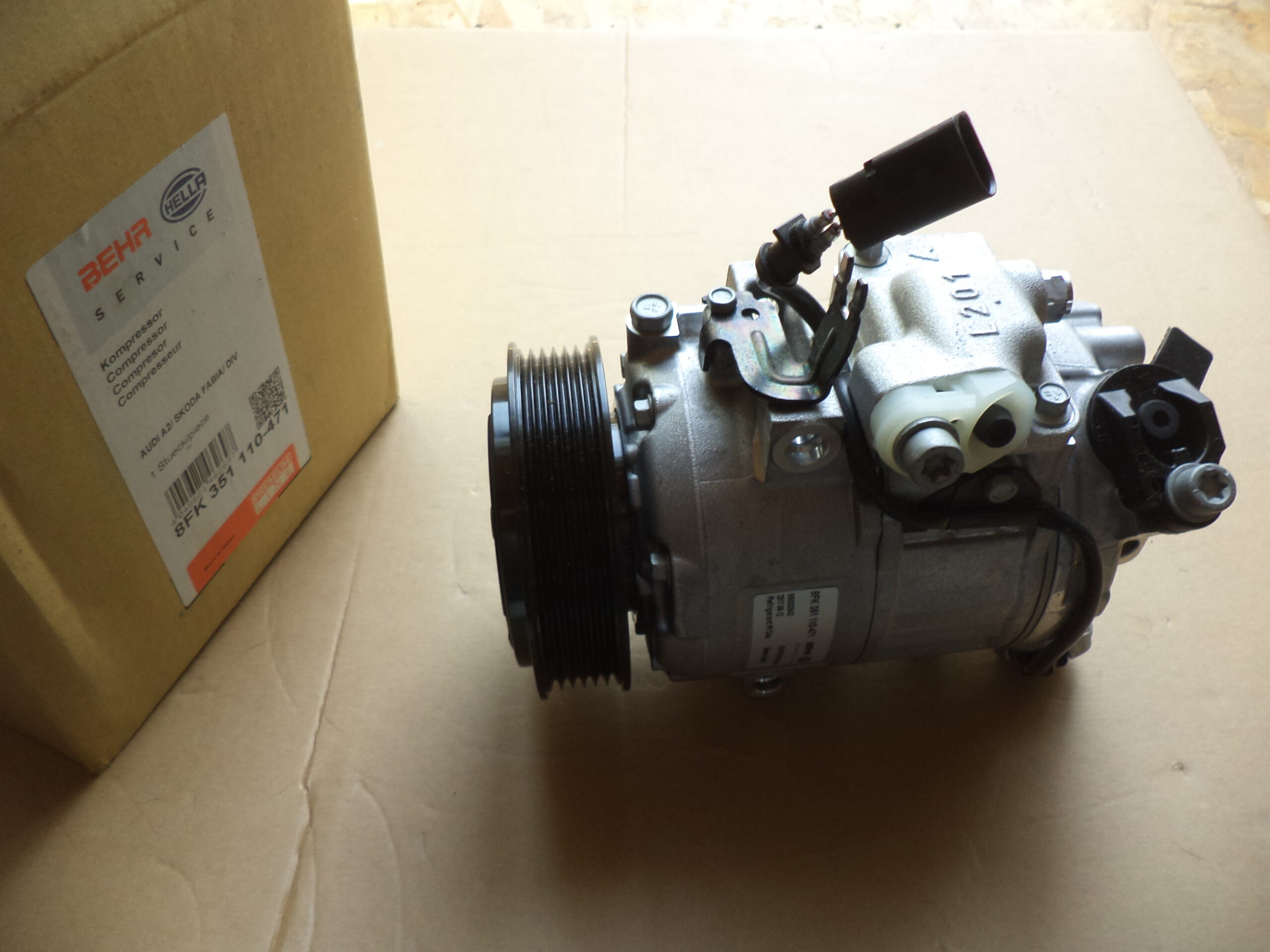 n°he11 compresseur climatisation audi A4 B6 hella 8fk351322781 neuf DPA86