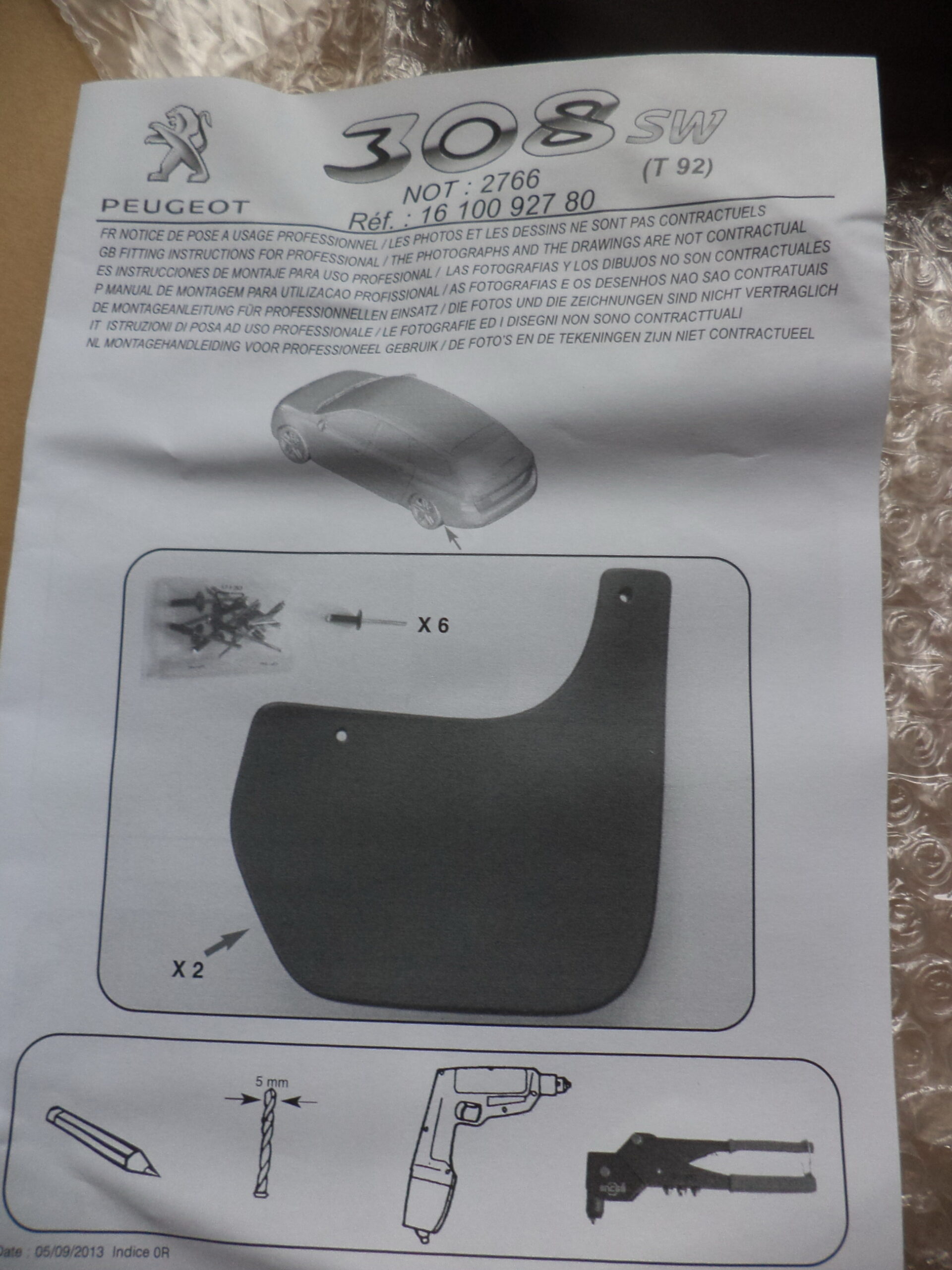 n°j14 jeu bavette arriere peugeot 308 II SW 1610092780 neuf DPA86