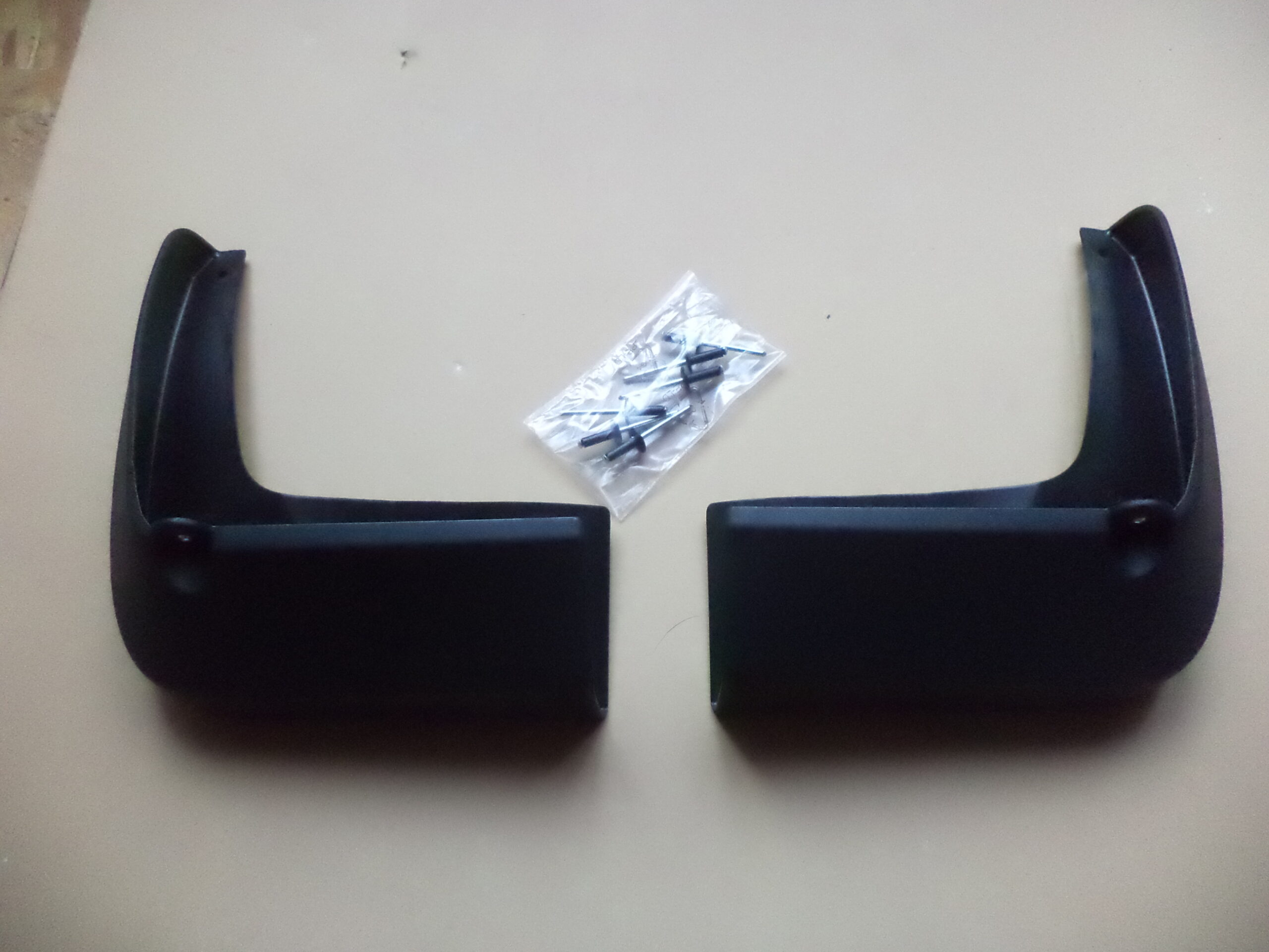 n°j16 jeu bavette arriere peugeot 308 2021 1656264580 neuf DPA86