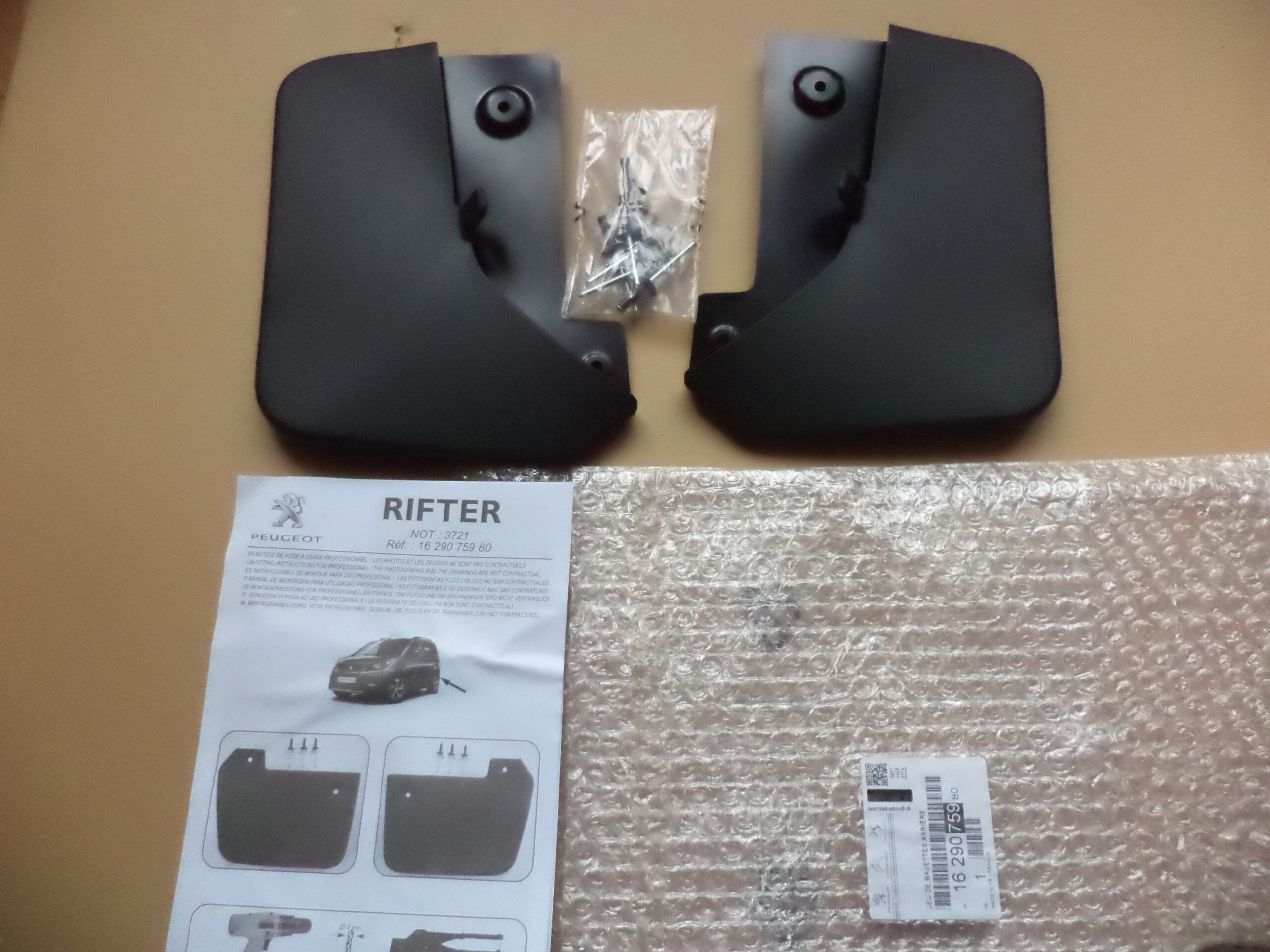 n°j16 jeu bavette arriere peugeot 308 2021 1656264580 neuf DPA86