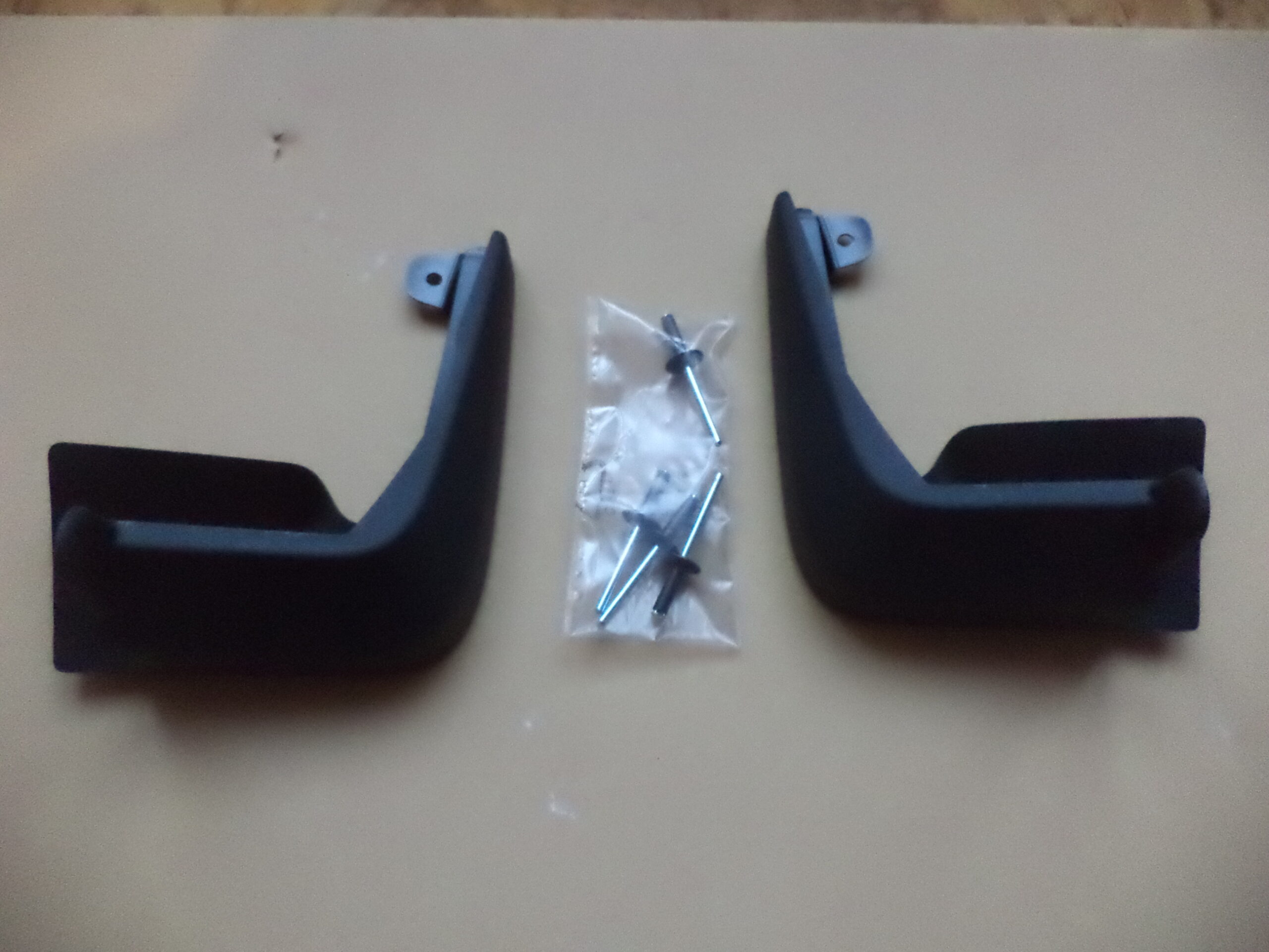 n°j19 jeu bavette avant peugeot 308 2021 1656248380 neuf DPA86