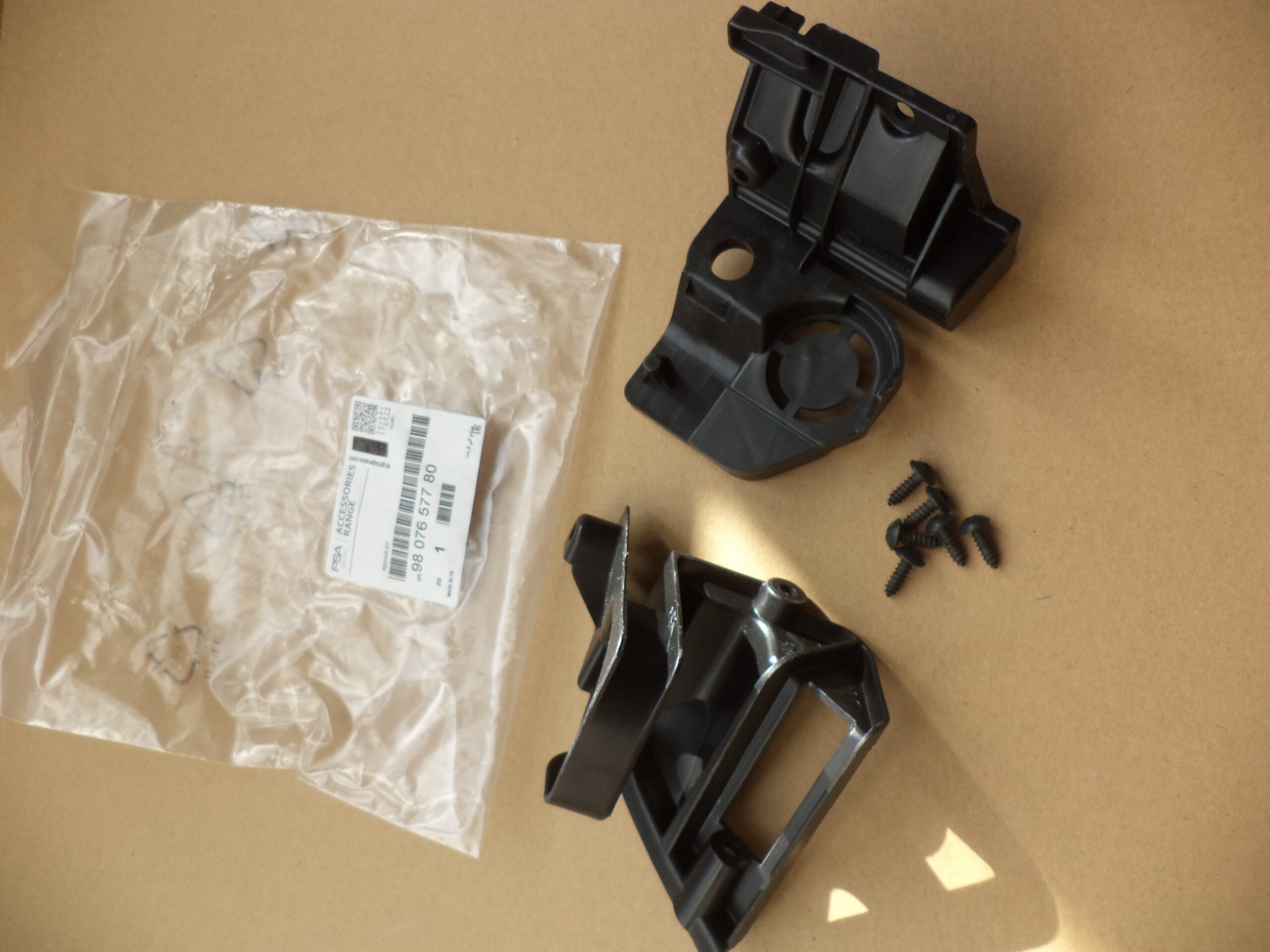 n°j20 Kit réparation phare avant gauche Peugeot 308 II 2013-2017 9807658380 neuf DPA86