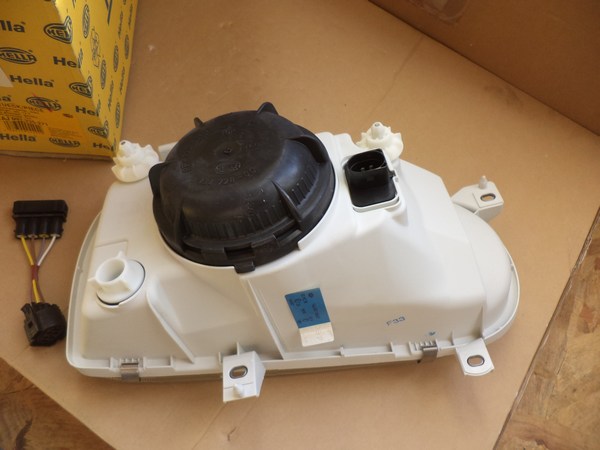 n°he118 phare VW golf 3 gauche 1aj007235271 neuf DPA86