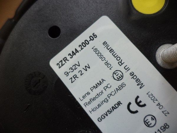 n°he129 feu recul led 122mm 2zr344200051 neuf hella n°he129 feu recul led 122mm 2zr344200051 neuf hella DPA86