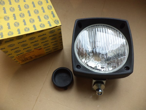 n°he137 Projecteur de travail 12V Agricole TP Tracteur Utilitaire 1ga996361711 neuf DPA86