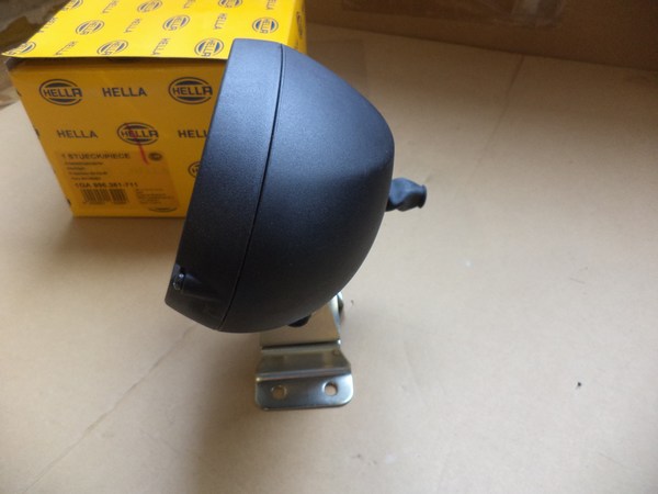 n°he137 Projecteur de travail 12V Agricole TP Tracteur Utilitaire 1ga996361711 neuf DPA86