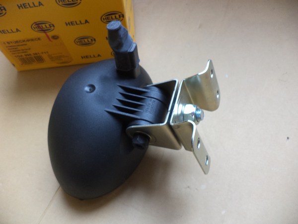 n°he137 Projecteur de travail 12V Agricole TP Tracteur Utilitaire 1ga996361711 neuf DPA86