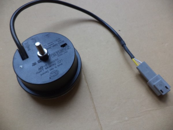 n°he147 feu recul 83mm led hella 2zr959010501 neuf n°he147 feu recul 83mm led hella 2zr959010501 neuf DPA86