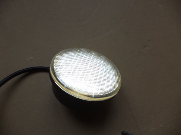 n°he147 feu recul 83mm led hella 2zr959010501 neuf n°he147 feu recul 83mm led hella 2zr959010501 neuf DPA86