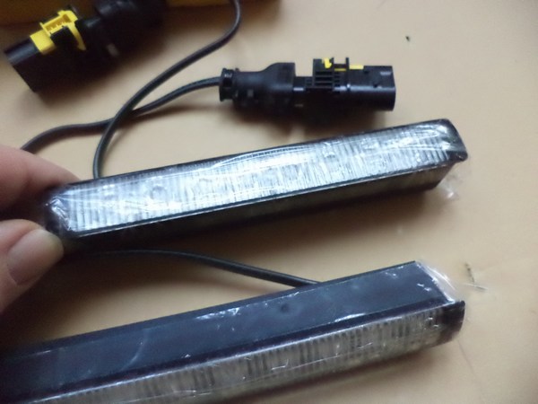 n°he181 x2 Feux de jour 24v LED Poids lourd 2pt980970881 hella neuf DPA86