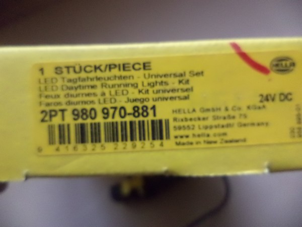 n°he181 x2 Feux de jour 24v LED Poids lourd 2pt980970881 hella neuf DPA86