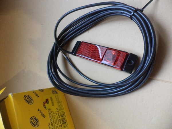 n°he184 feu position arriere LED 12V rouge 2tm008645921 hella neuf DPA86