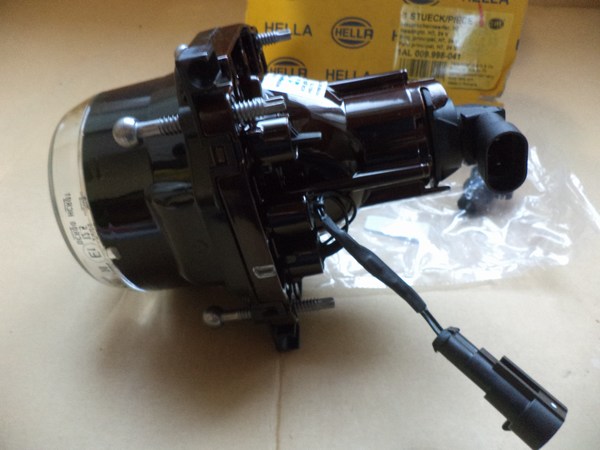 n°he186 phare 90 mm mercedes unimog 1al009998041 hella neuf DPA86