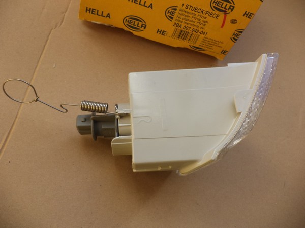 n°he56 clignotant alfa 145 146 avant droit 2ba007042041 neuf DPA86
