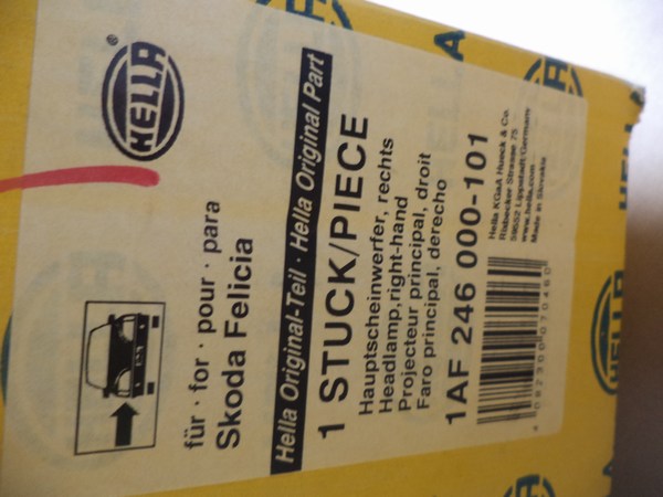 n°he63 phare skoda felicia avant droit 1af246000101 neuf DPA86