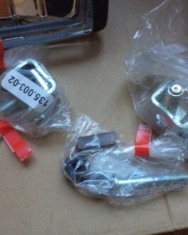 n°he85 lot 2 longue portée comet FF450 hella 1fb010951001 neuf DPA86