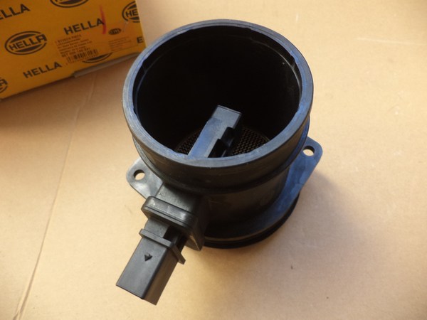 n°he88 debitmetre volvo xc60 xc70 xc90 c70 c30 8et009149341 neuf DPA86