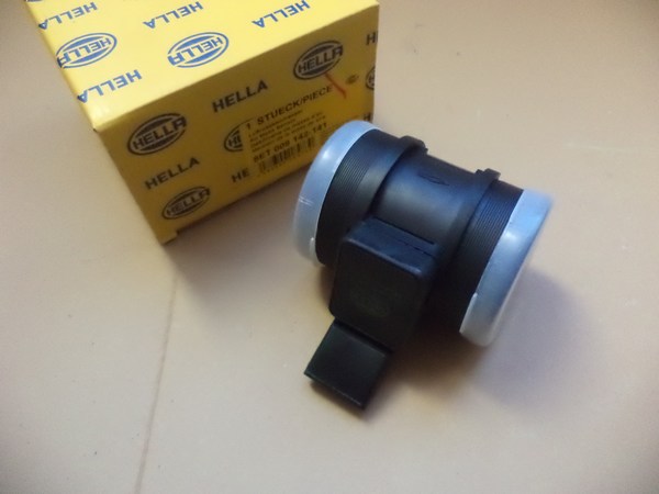 n°he95 debitmetre citroen berlingo xsara C4 306 206 307 8et009142141 neuf DPA86