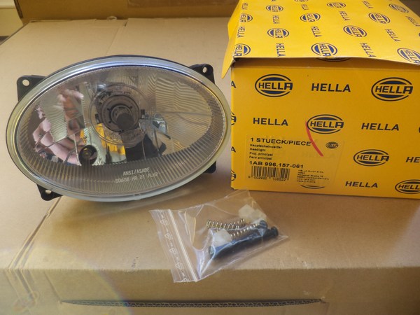 n°he162 phare oval hella 12V H4 1ab996157061 neuf n°he162 phare oval hella 12V H4 1ab996157061 neuf DPA86