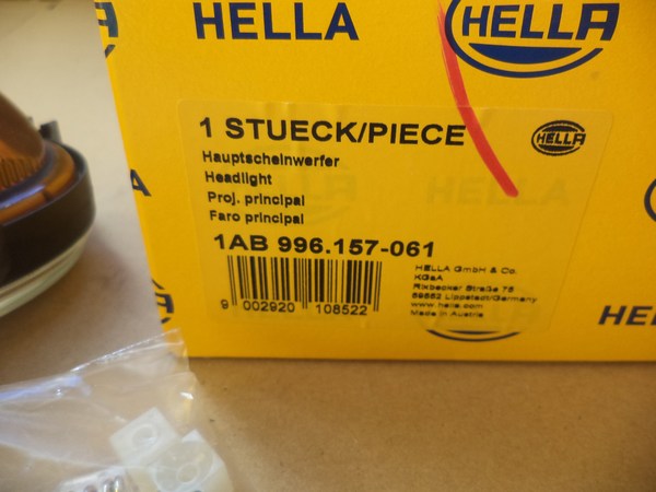 n°he162 phare oval hella 12V H4 1ab996157061 neuf n°he162 phare oval hella 12V H4 1ab996157061 neuf DPA86