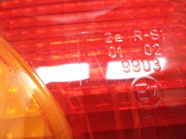 n°he170 feu arriere 123mm hella 9903 remorque tracteur TP 2sd964169117 incomplet DPA86