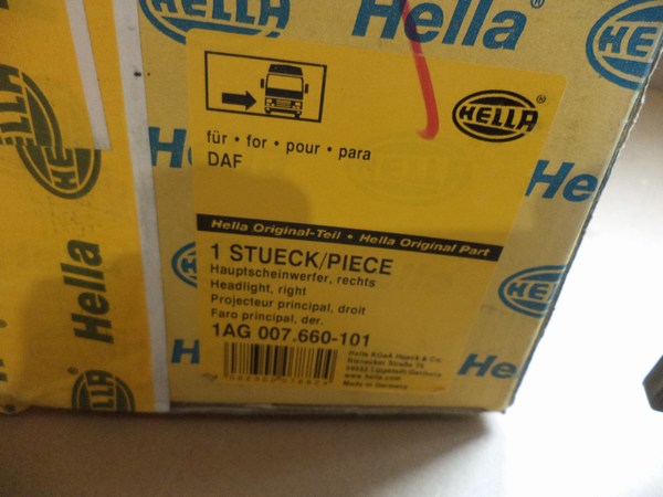 n°he173 phare daf XF95 droit hella 1ag007660101 neuf DPA86