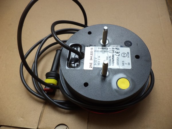 n°he174 antibrouillard led 123mm arriere hella 2ne344200091 neuf n°he174 antibrouillard led 123mm arriere hella 2ne344200091 neuf DPA86