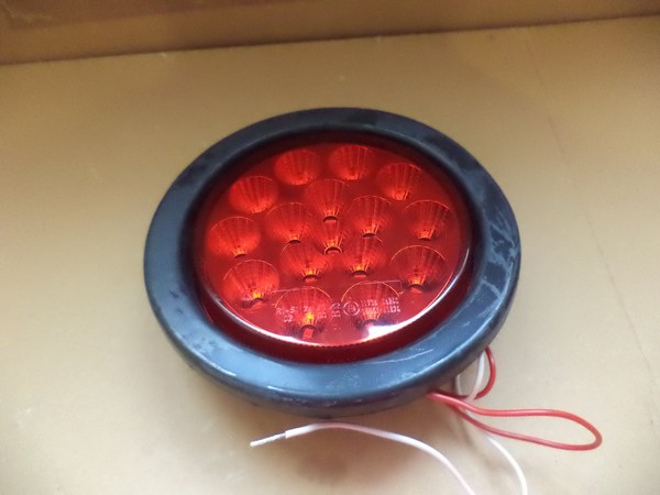 n°he195 Feu position / Clignotant 12v ovale 2be343130117 hella neuf DPA86