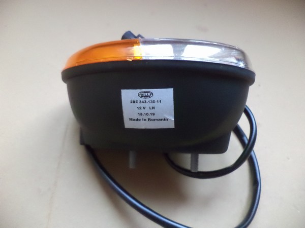 n°he195 Feu position / Clignotant 12v ovale 2be343130117 hella neuf DPA86