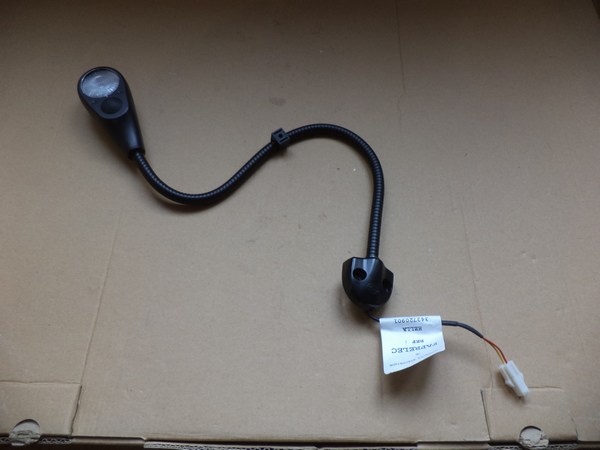 n°he195 Feu position / Clignotant 12v ovale 2be343130117 hella neuf DPA86
