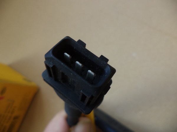 n°he206 capteur niveau huile bmw E36 m3 E38 E39 Z3 hella 6pr007134071 neuf DPA86
