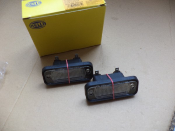 n°he213 2x feu position 62mm tracteur remorque hella 2tm003057031 11583 neuf DPA86