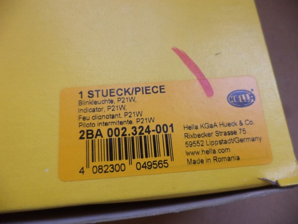 n°he214 clignotant 114x70x50mm agricole poids lourd hella 32623 2ba002324001 DPA86