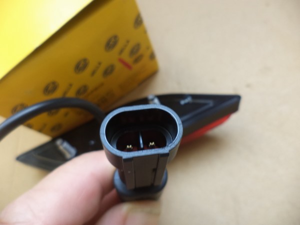n°he215 feu position rouge led 12V 24V hella 2sa013324271 neuf DPA86