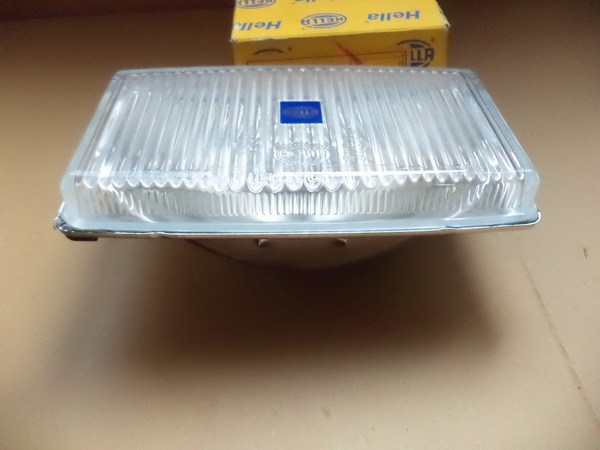 n°he235 antibrouillard MAN F90 jumbo 210 hella 9df112246001 neuf DPA86