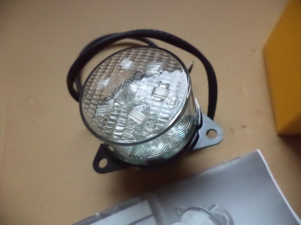 n°he241 clignotant arriere led 12v 55mm caravane camping car remorque 2ba011172031 hella DPA86