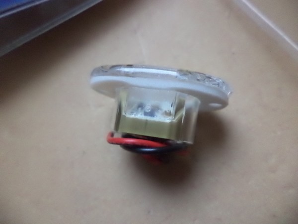 n°he243 3x eclairage marche led rouge hella marine 2ja958126201 DPA86