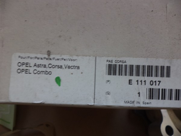 n°0032 pompe eau opel corsa A kadett E e111017 eurorepar neuve n°0032 pompe eau opel corsa A kadett E e111017 eurorepar neuve DPA86