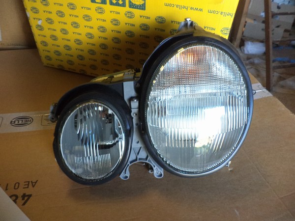 n°he248 phare droit mercedes viano vito W639 feu diurne 1eg00927021 hella neuf DPA86
