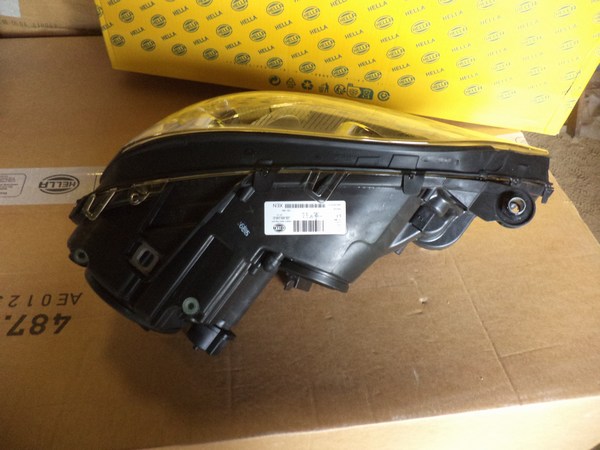 n°he250 phare gauche mercedes ML w164 bi xenon 1zs263036311 hella neuf DPA86