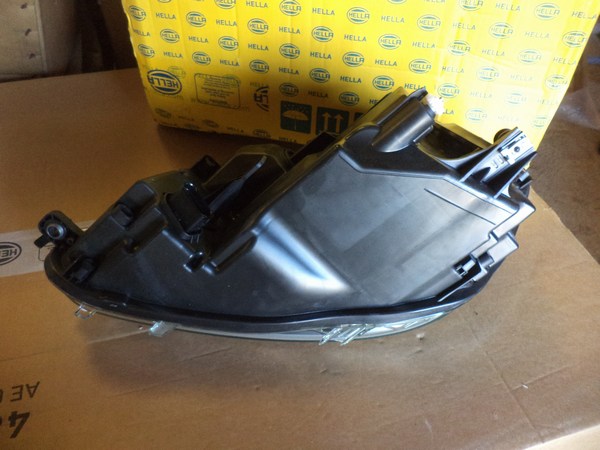 n°he252 phare droit VW caddy 3 1el010551121 hella neuf feu diurne n°he252 phare droit VW caddy 3 1el010551121 hella neuf feu diurne DPA86