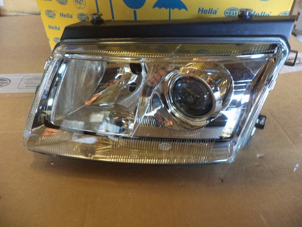 n°he252 phare droit VW caddy 3 1el010551121 hella neuf feu diurne n°he252 phare droit VW caddy 3 1el010551121 hella neuf feu diurne DPA86