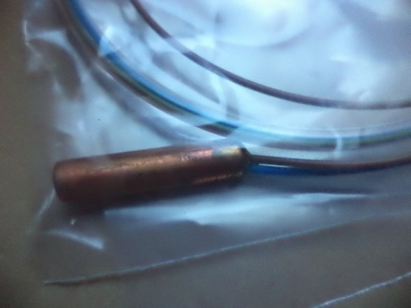 n°he266 sonde temperature renault magnum AE DXI 6pt009104161 hella neuf DPA86