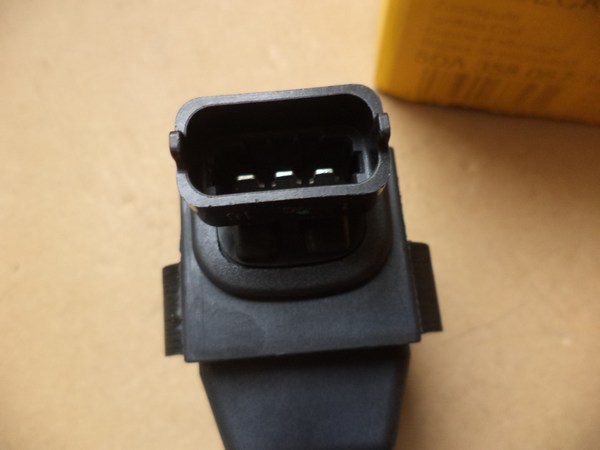 n°he286 bobine allumage mercedes classe E w210 5da358057181 hella neuve DPA86