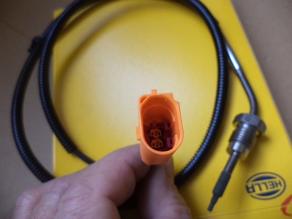 n°he289 Capteur de température d’échappement VW touareg V10 6pt014494661 hella neuf n°he289 Capteur de température d’échappement VW touareg V10 6pt014494661 hella neuf DPA86