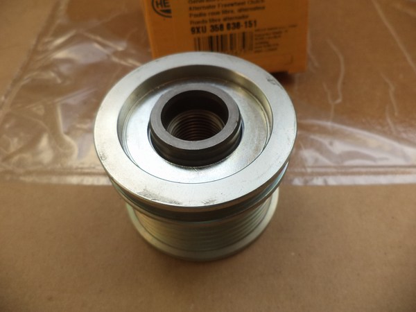 n°he329 poulie alternateur mercedes W202 W210 W638 sprinter 9xu358038151 hella neuve DPA86